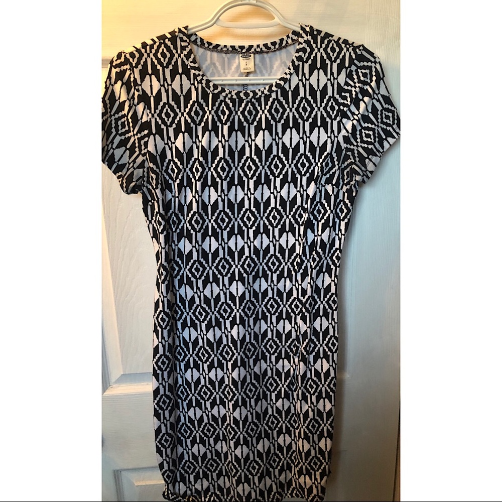 Black and white dress